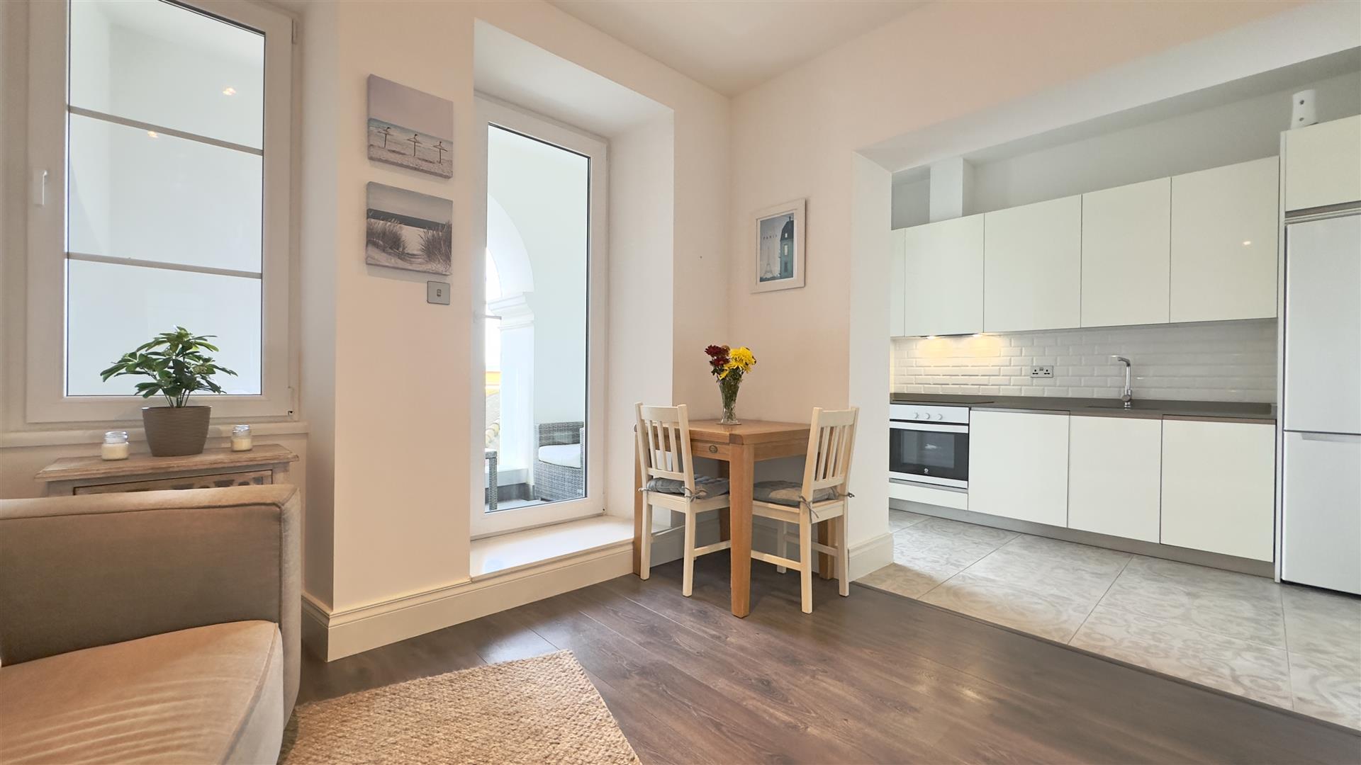 Image of Apartment - 1 Bedrooms - 1 Bathrooms for Rental in The Arches-Gibraltar, Image 4